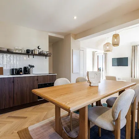 Apartamento 62 Carnot Lot 7 - Duplex Atypique- Climatise - 2 *