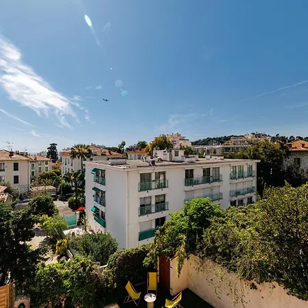 62 Carnot Lot 7 - Duplex Atypique- Climatise - 2 Apartamento