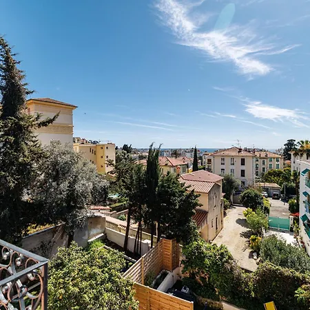 Apartamento 62 Carnot Lot 7 - Duplex Atypique- Climatise - 2 *